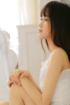 杨思敏金梅瓶1一5集剧情介绍